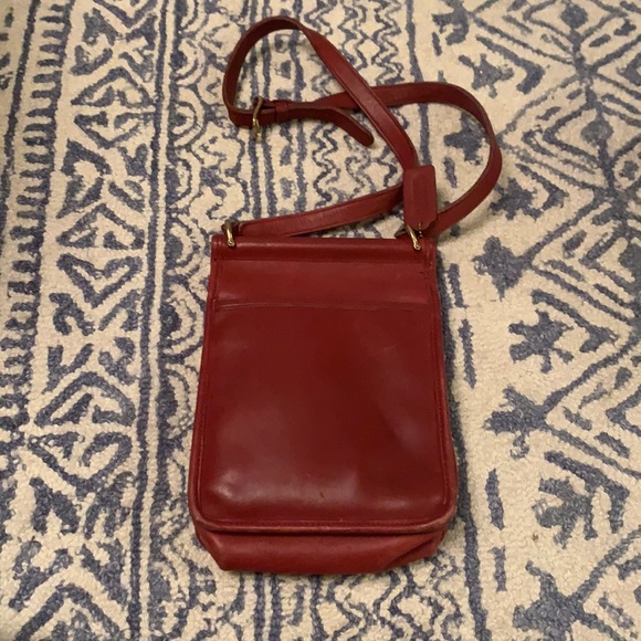 Vintage Coach Satchel in Candy Apple Red - Picture 7 of 9